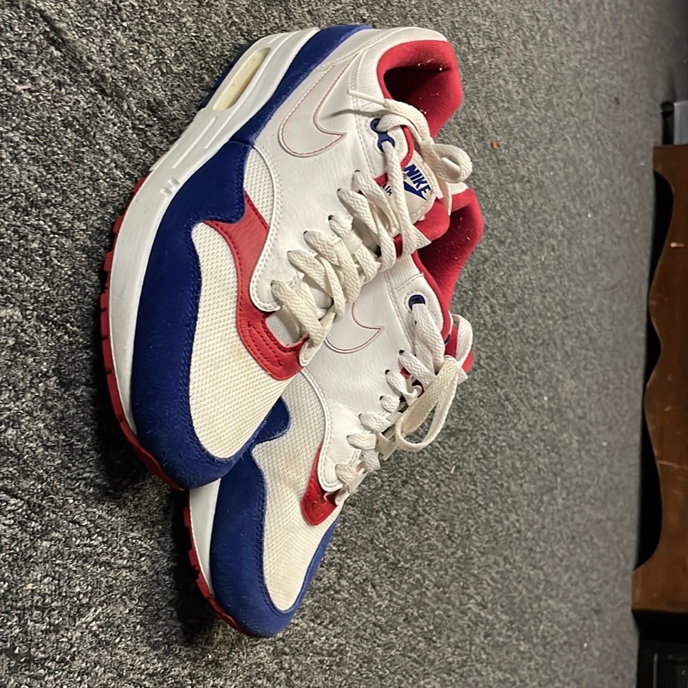 Good Condition Nike Air Max 1 ‘White/Red/Blue Size 9.5M